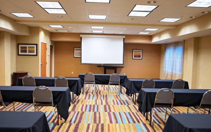 Comfort Inn & Suites Ankeny - Des Moines