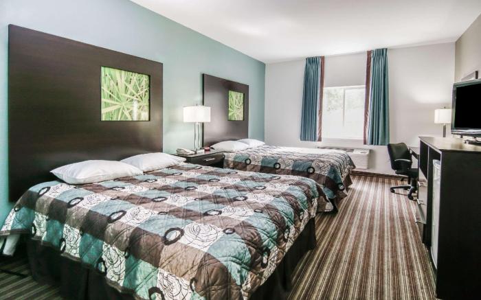 Super 8 By Wyndham Brenham Tx