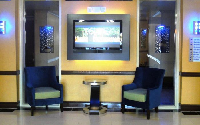 Holiday Inn Express Hotel & Suites Hinesville By IHG