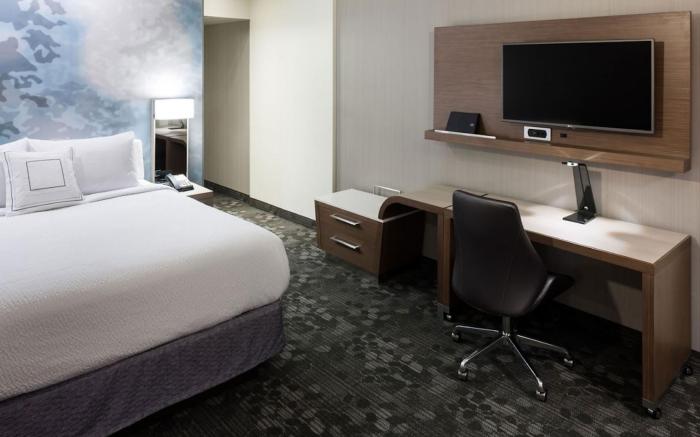 Courtyard by Marriott Houston North/Shenandoah