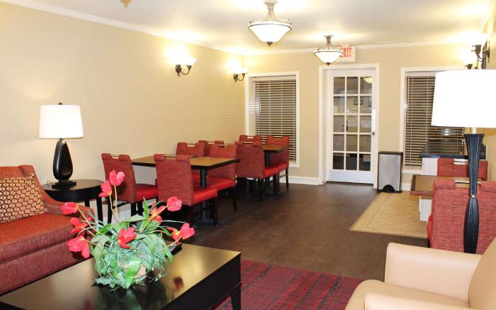 Studio 6 Extended Stay Milwaukee Brookfield   WI