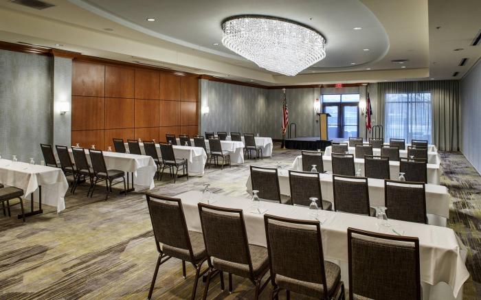 Courtyard by Marriott Hamilton