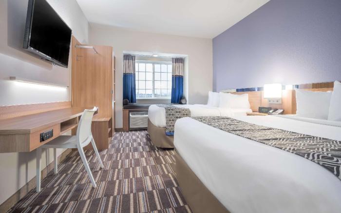 Microtel Inn & Suites by Wyndham Moorhead Fargo Area