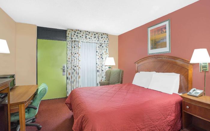 Super 8 By Wyndham Marion Nc