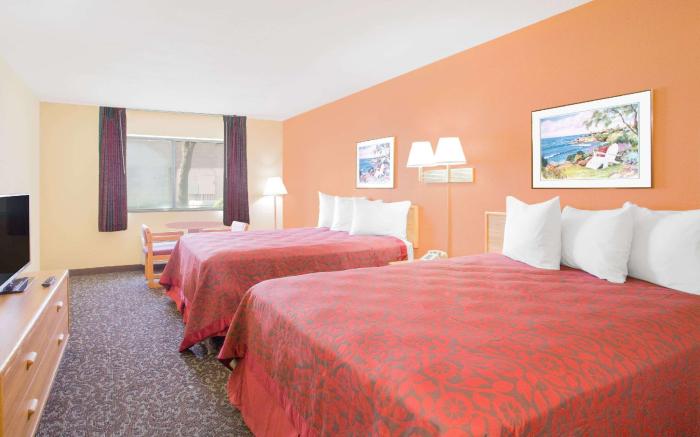 Days Inn by Wyndham Phoenix North