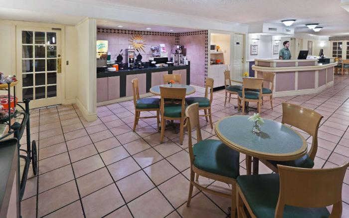 La Quinta Inn by Wyndham Austin Oltorf