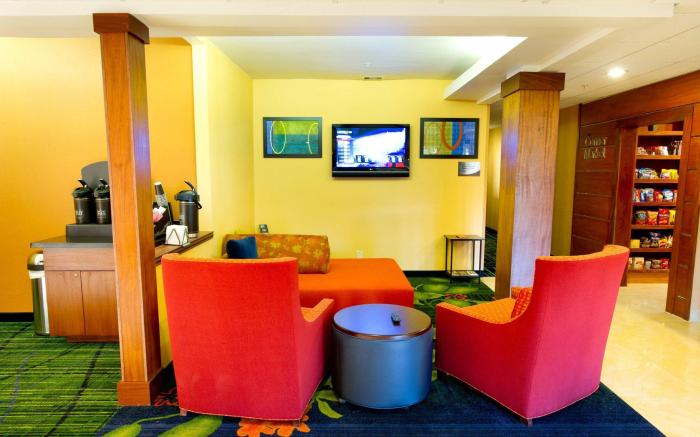 Fairfield Inn & Suites Arlington Near Six Flags