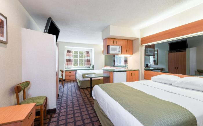Microtel Inn & Suites by Wyndham Uncasville Casino Area
