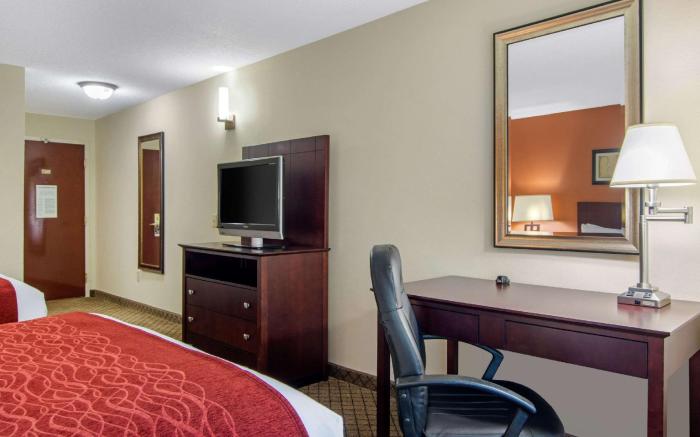 Comfort Inn & Suites