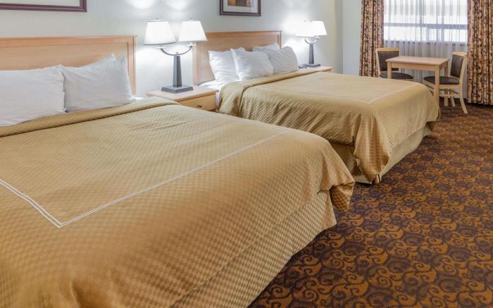 Days Inn by Wyndham Black Bear