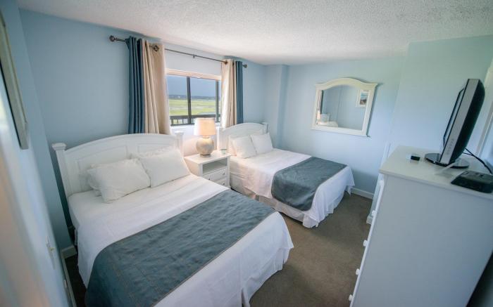 Shell Island Resort - All Oceanfront Suites