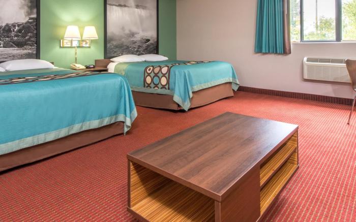 Super 8 by Wyndham Niagara Falls