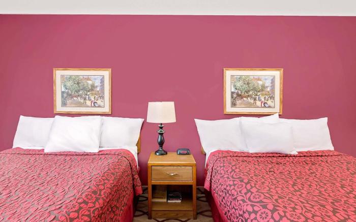 Days Inn by Wyndham North Sioux City