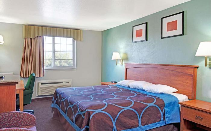 Super 8 By Wyndham Sacramento/Florin Rd