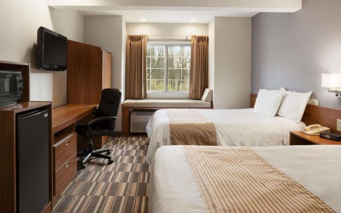Microtel Inn by Wyndham Albany Airport