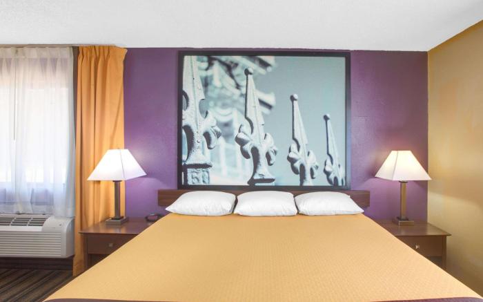 Super 8 By Wyndham Natchitoches