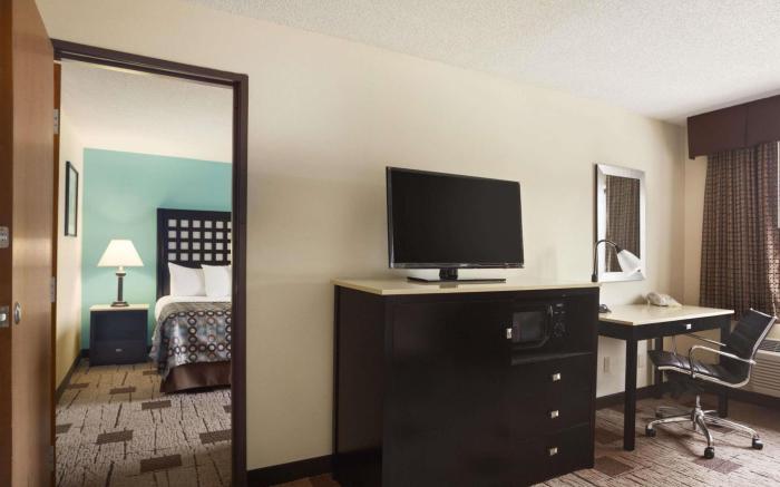 Days Inn by Wyndham Fort Smith