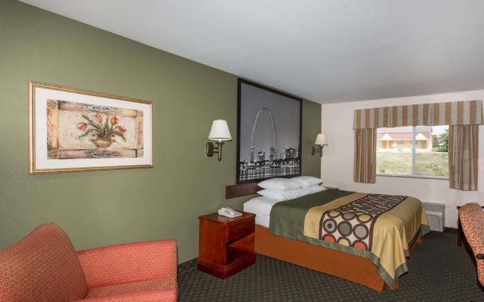 Super 8 By Wyndham Rolla