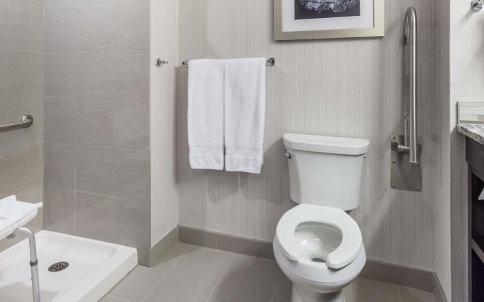 Best Western Plus Airdrie Gateway