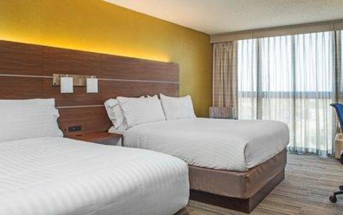 Holiday Inn Express Nags Head Oceanfront, an IHG Hotel By IHG