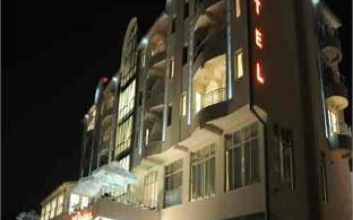 Hotel Tami Residence