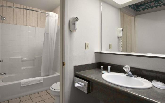 Travelodge by Wyndham Angels Camp CA