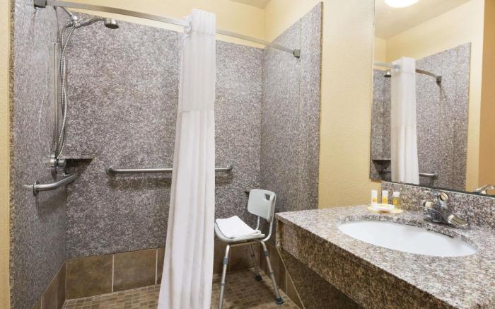 Days Inn by Wyndham Weldon Roanoke Rapids