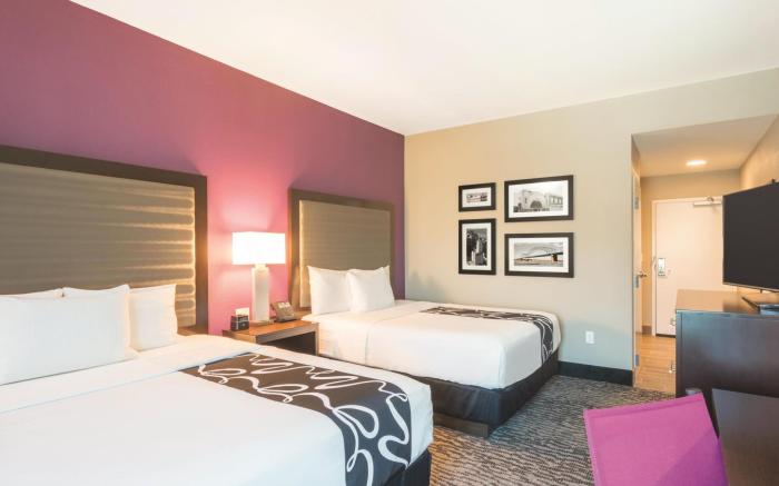 La Quinta Inn & Suites by Wyndham Memphis Downtown