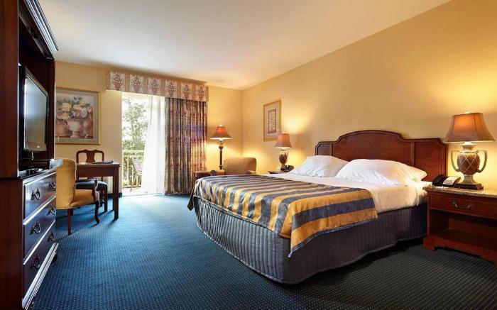 Trianon Bonita Bay Hotel