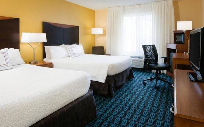 Fairfield Inn & Suites Kansas City Airport
