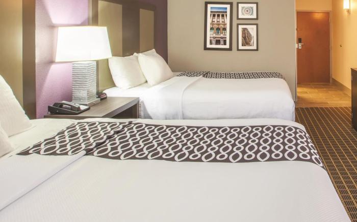 La Quinta Inn & Suites by Wyndham Mechanicsburg - Harrisburg