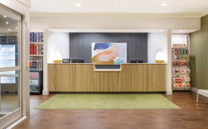 Spark by Hilton Kent Seattle