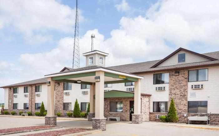 Super 8 By Wyndham Mclean/Bloomington Sw