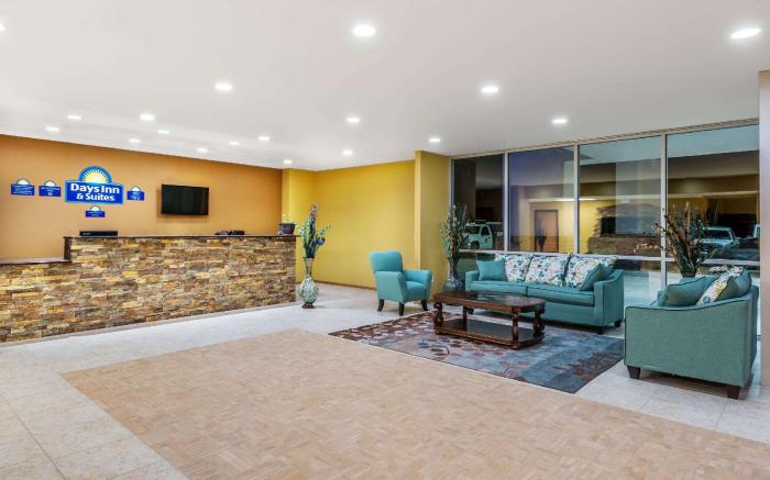 Days Inn & Suites by Wyndham El Dorado