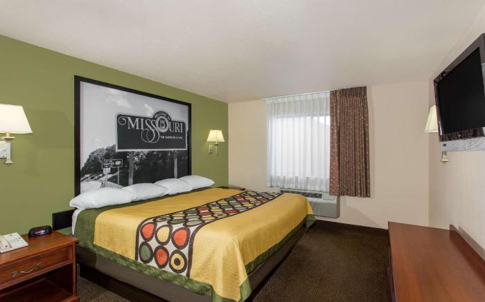 Super 8 By Wyndham Perryville