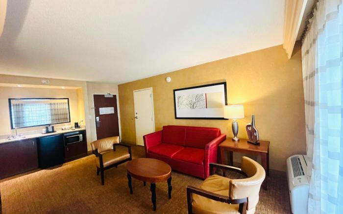 Sonesta Essential Junction City