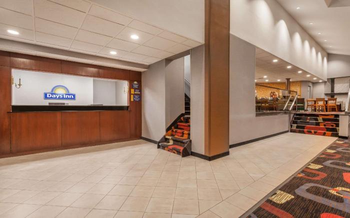 Days Inn by Wyndham Woodbury Long Island
