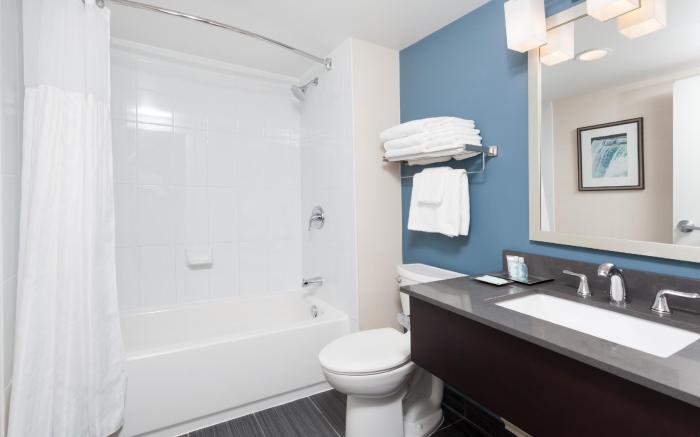 Wyndham Garden Niagara Falls Fallsview
