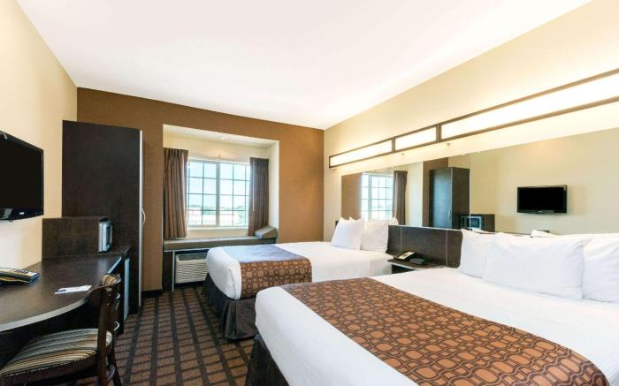 Microtel Inn & Suites by Wyndham Eagle Pass