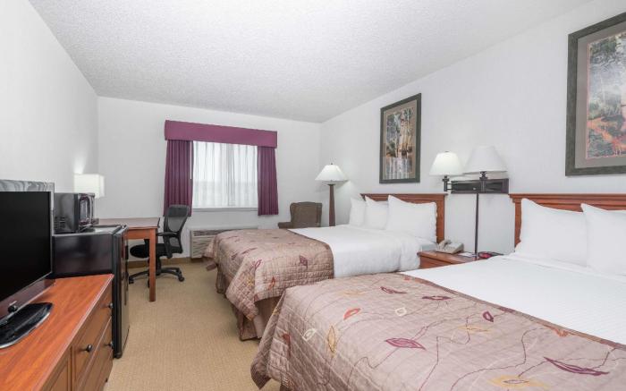 Baymont by Wyndham Marshfield