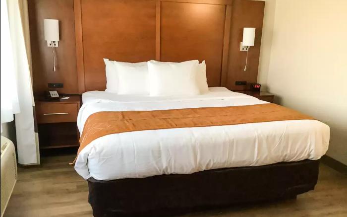 Comfort Inn & Suites Milford