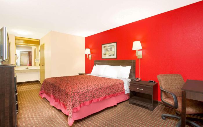 Days Inn by Wyndham Easley West Of Greenville/Clemson Area