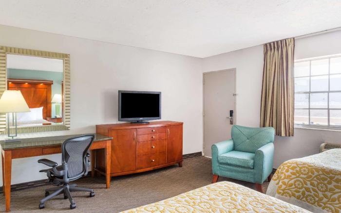 Days Inn by Wyndham Miami Airport North