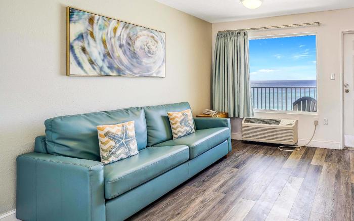 Beachcomber Beachfront Hotel, a By The Sea Resort