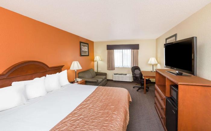 Baymont by Wyndham Tupelo