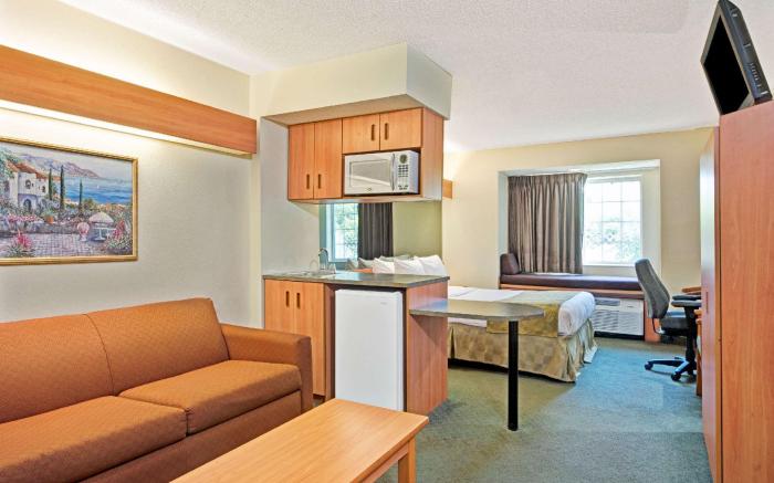 Microtel Inn & Suites by Wyndham Cordova Memphis I-40 East