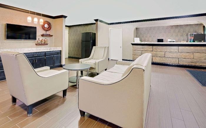 Quality Inn & Suites