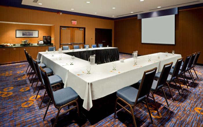 Courtyard by Marriott Toronto Vaughan