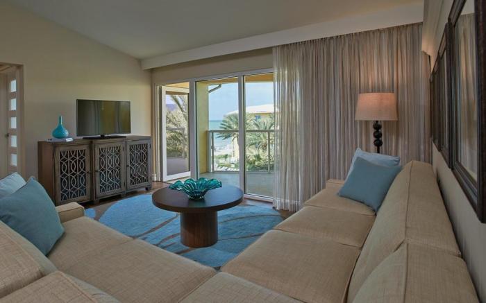 Edgewater Beach Hotel