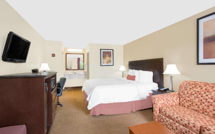 Baymont by Wyndham Greenville